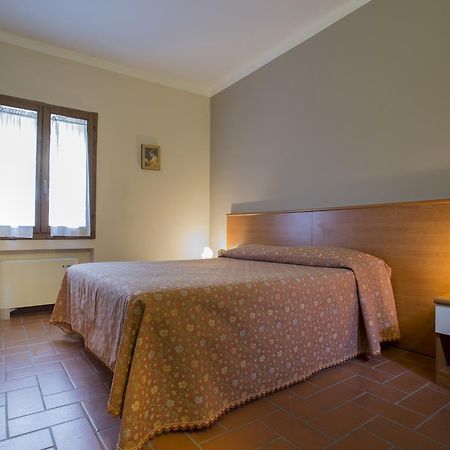 Antico Casale Le Fossate Hotel Giove Bagian luar foto