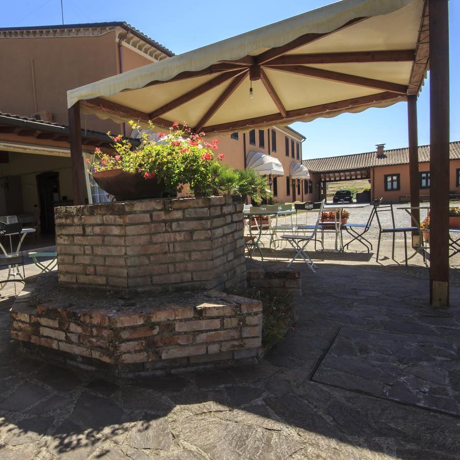 Antico Casale Le Fossate Hotel Giove Bagian luar foto