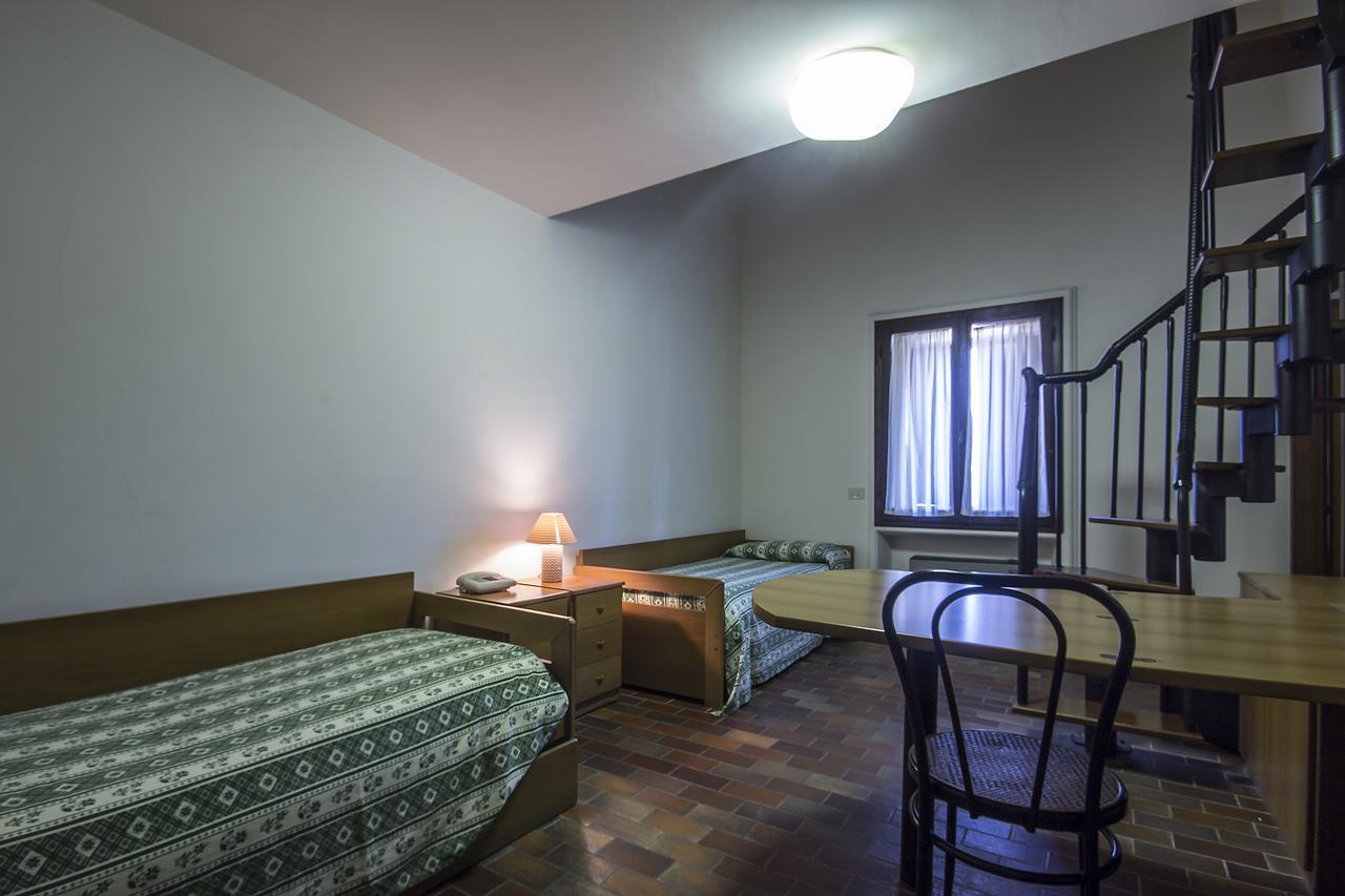 Antico Casale Le Fossate Hotel Giove Bagian luar foto